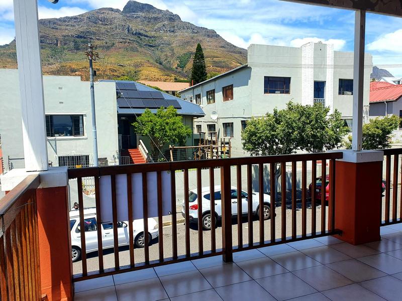 To Let 3 Bedroom Property for Rent in Woodstock Upper Western Cape